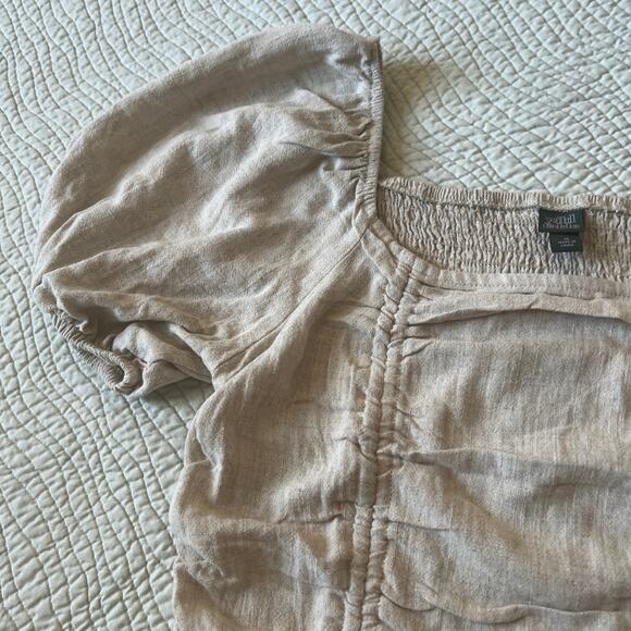 Wild Fable Crop Top Blouse Beige Cinched Short Puff Sleeve Size M NWT - Picture 3 of 9